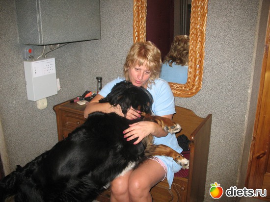 Утренние обнималки с собакой. 2010 г., альбом: Жизнь прекрасна!