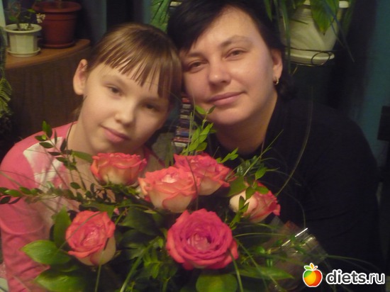 2 фото: Я и моя семья.