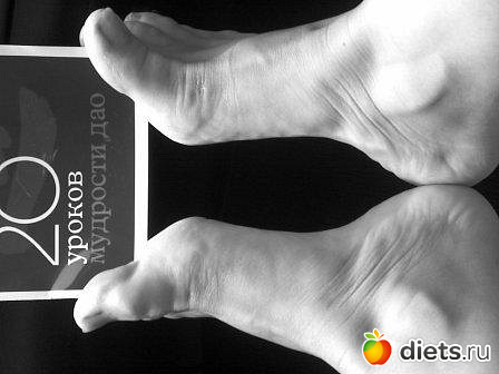 моё хобби :) Когда мне нечего делать,я начинаю фотографировать ноги))