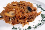 Тушеная капуста с грибами.