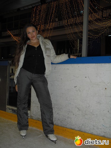 научилась кататься