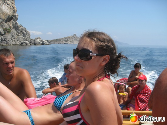 Катались на катере... Интересно, о чем я думаю?, альбом: Крым 2011