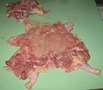 2.отбиваем мясои посыпаем желатином