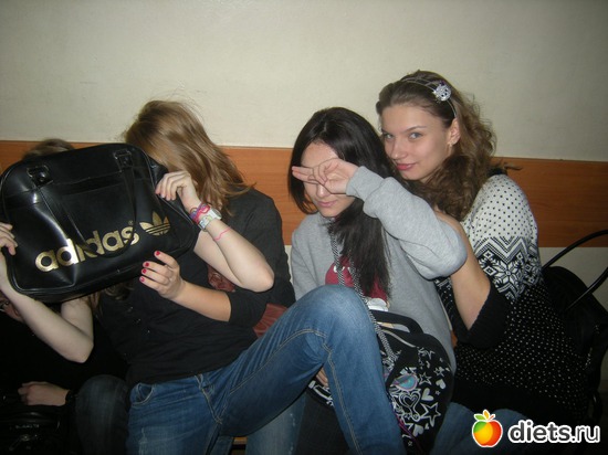 4 ����: � � ��� ��� ������