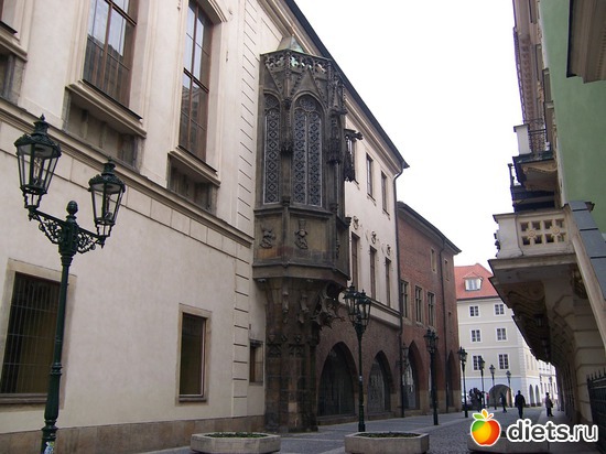 Между Оперой и Старым университетом, альбом: Ноябрь в Праге