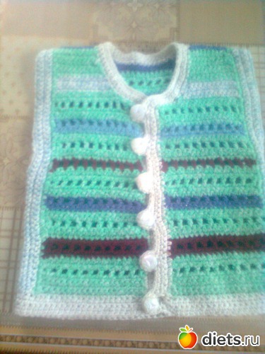 Это безрукавочка внуку из остатков, альбом: мое вязание