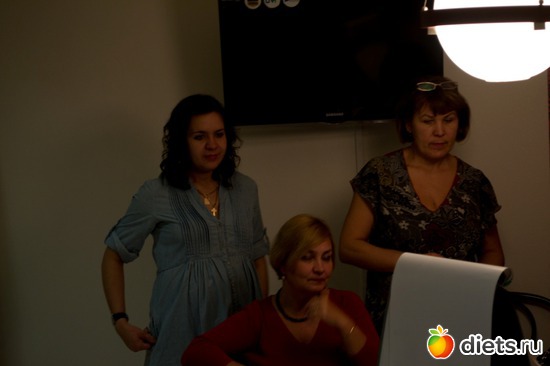 Моя старшая дочь, я и подруга, альбом: Моя посуда Цептер