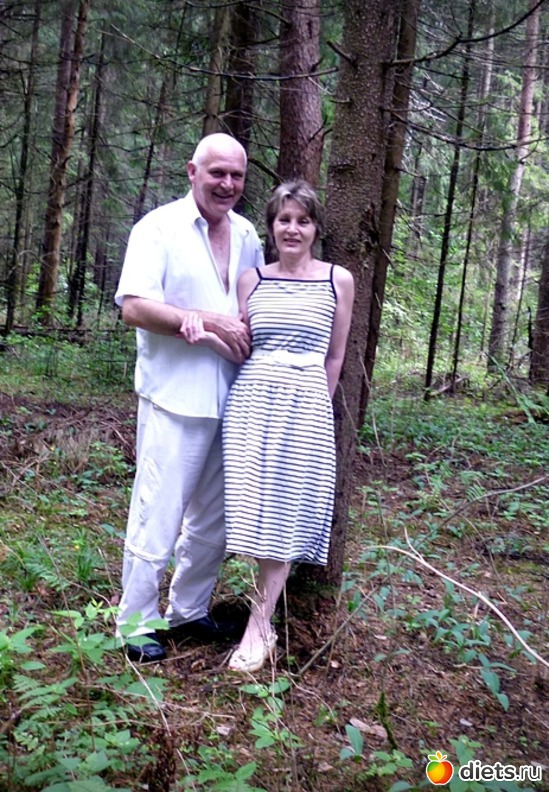 очень он меня любит, альбом: прогулка в лесу