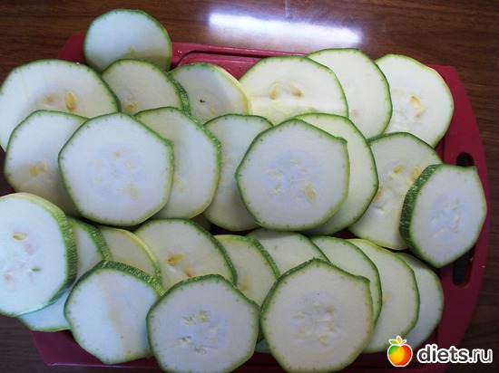 продукты для "гамбургера" из кабачков., альбом: Мои блюда