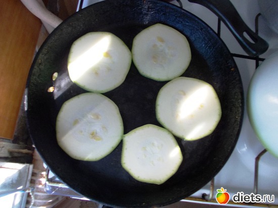 продукты для "гамбургера" из кабачков., альбом: Мои блюда