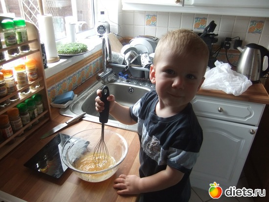 3 ����: Thomas Junior