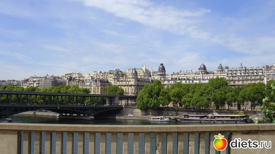 7 ����: Paris