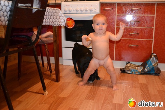 стоит) с 7,5 мес, альбом: дети