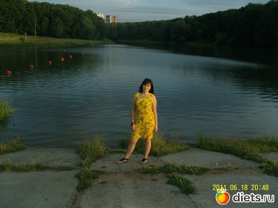 А на заднем плане высотки города)))