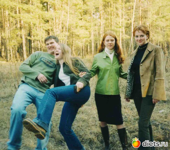 Пытаемся сфоткаться на прогулке. Получается плохо :) я - в ботинке))