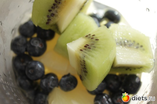 Ананас+киви+голубика (рецепт сестры), альбом: Настроение