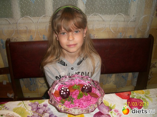 С утра делали салат, вот что получилось..., альбом: Я и мои дочери!