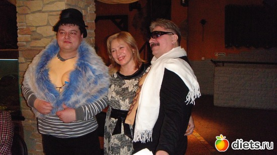 справа- друг, слева-зять, все эти фото с моего юбилея, альбом: Мы отдыхаем