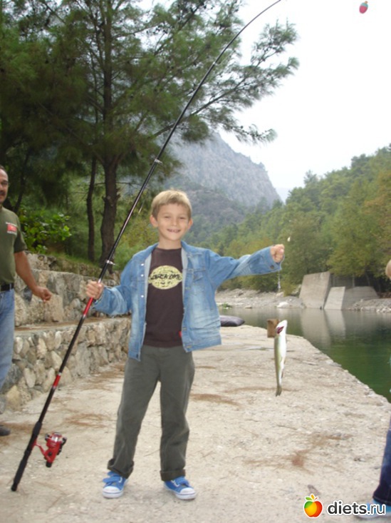 на ДР подарили удочку и повезли в ресторан, где рыбу удят сами)), альбом: Жизнь в Кемере