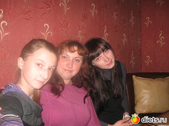 С дочей и сестричкой, альбом: Семья