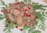Салат с куриными сердечками.