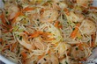 Салат из рисовой лапши с креветками