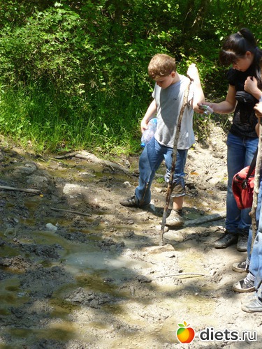 грязевой вулкан (когда-то он был высотой 5 м), альбом: моя семья