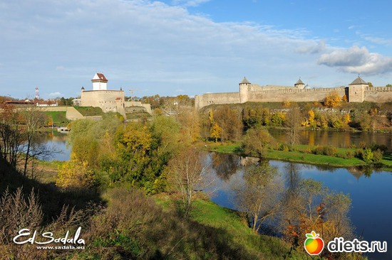 Нарва и Ивангород, альбом: Осень в Нарве. Эстония. Работы Eduard Sadala.