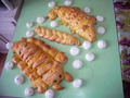 пирог Крокодил (мясо с капустой), пирог Рак с яблоками