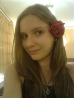 Стоит.. 3 месяца уже! чего ждет?:)