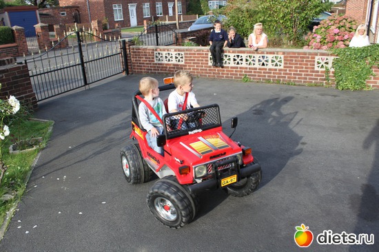 7 ����: Thomas Junior