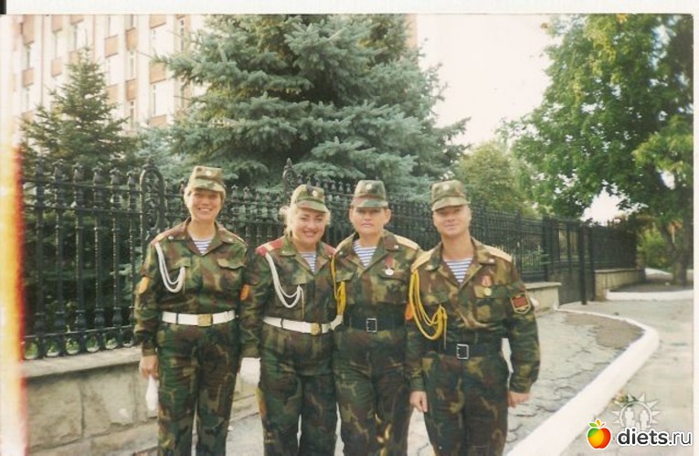 Я после парада, альбом: а как же люди.....