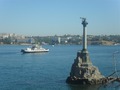 Памятник всем морякам и кораблям.