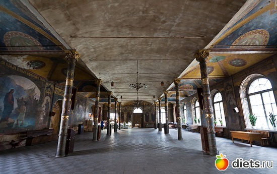 Трапезная в Лавре. Интерьер, альбом: Мои Места Силы