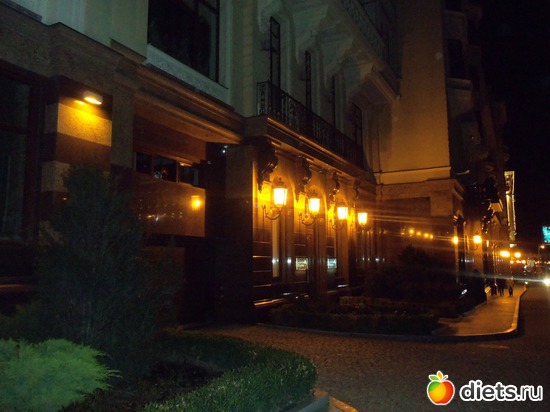 29 фото: Ночной Киев. Весна. Апрель-май.2012