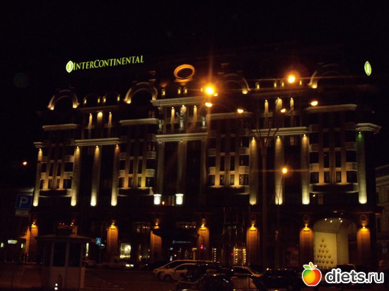 14 фото: Ночной Киев. Весна. Апрель-май.2012