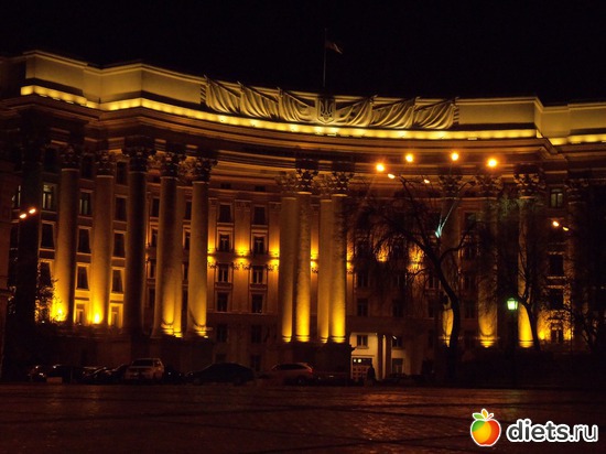 17 фото: Ночной Киев. Весна. Апрель-май.2012