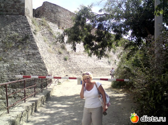 Судак, под стенами Генуэзкой крепости, август 2010, альбом: мои фотки до ДД