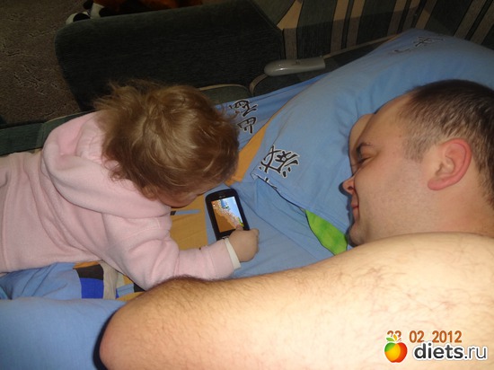 ну как без телефона?, альбом: Наша прекрасная семья :)