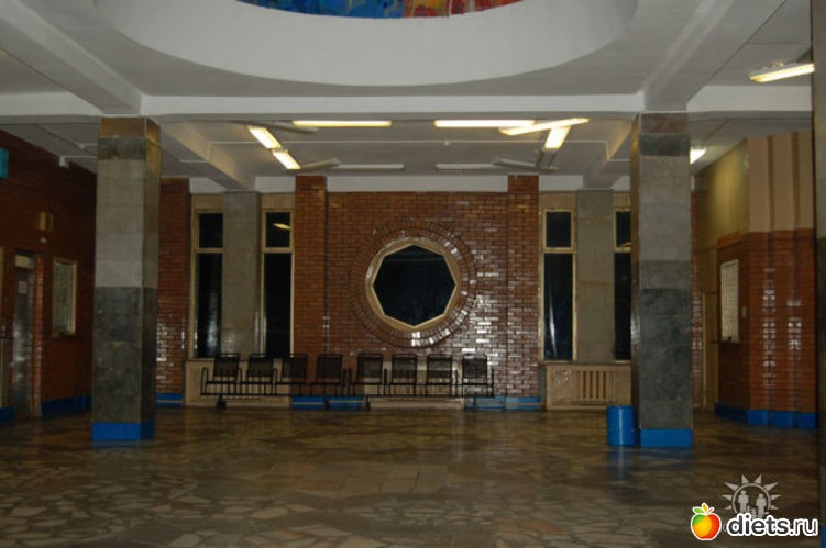 Внутри вокзала, альбом: Куанда