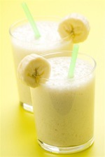 лёгкий, низкаколорийный коктейль-на завтрак.