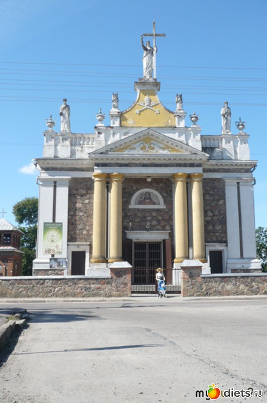 костел ''св.Павла и Петра'', альбом: мой родной город Укмерге