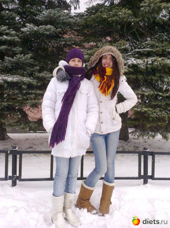 Дочки-Наташа и Алёна. Город Валдай., альбом: Встреча Нового, 2012, года!