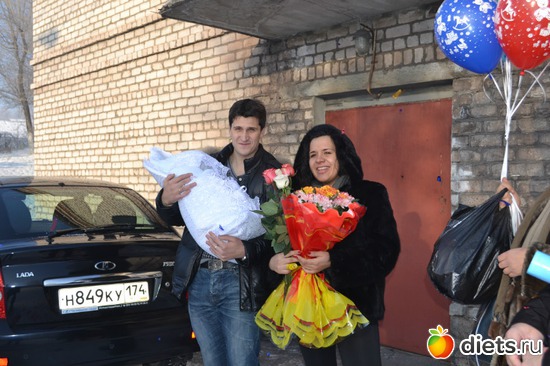 Молодые родители с сыном-первенцем, альбом: Мой первый внук