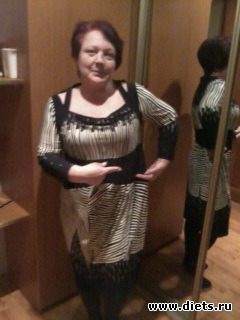 это платье год назад было в" облипку"