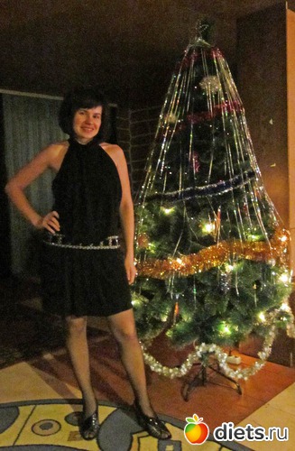 Черная драконица в темной комнате...