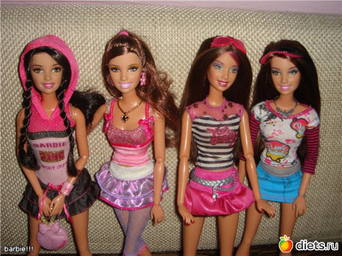 9 фото: Крутые и идеальные Барби-брюнетки