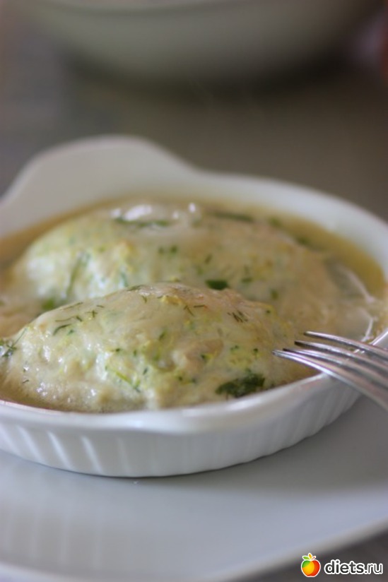 Куриные котлеты с кабачком запечённые в белом соусе, альбом: Правильное питание с Натулиной кастрюлей