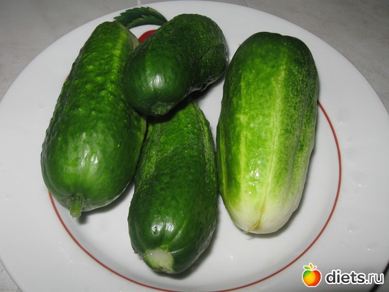 Первые огурчики, альбом: Мой сад-огород