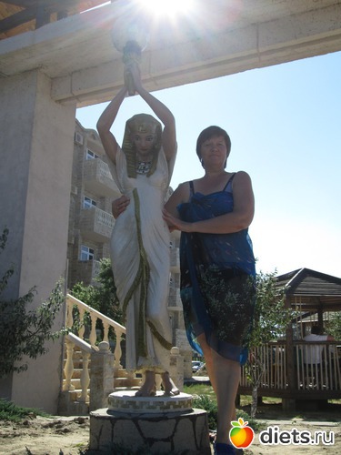 Рядом со статуей ощутила себя стройняшкой)))), альбом: Фотоотчет из отпуска в Анапе